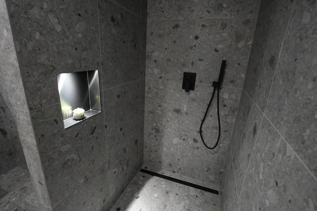 Luxusapartment Mit Badewanne Und Parkplatz Appartamento *